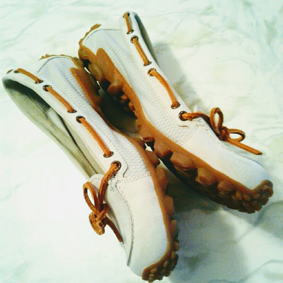 MERRELL Marina Ivory Vibram Sole Leather Moccasins - Picture 2 of 8